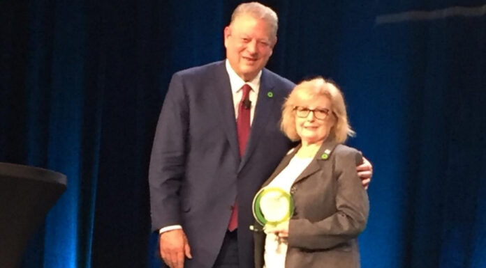 Former US Vice President Al Gore Honors Florida Climate Activist