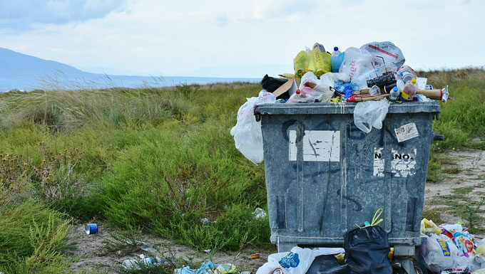 How plastics contribute to climate change