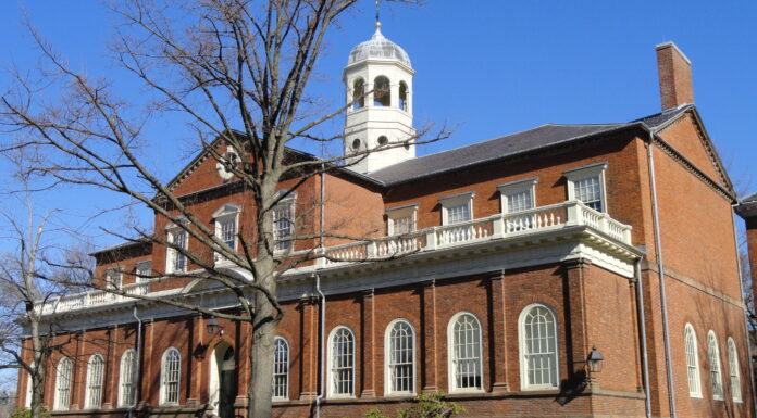 Harvard Moves to Divest from All Fossil Fuels