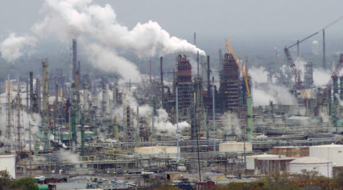 Plastics To Surpass Coal in U.S. Carbon Emissions by 2030