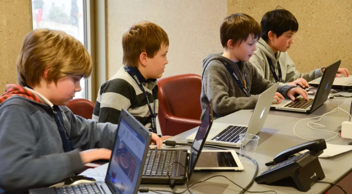 ‘Coding for Climate’ organizes students to develop climate solutions